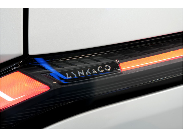 Lynk & Co 08