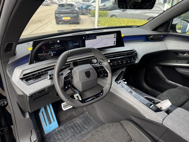 Peugeot E-5008