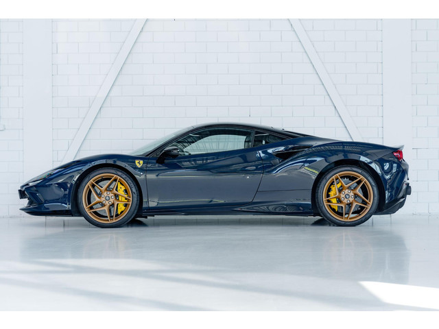 Ferrari F8 Tributo