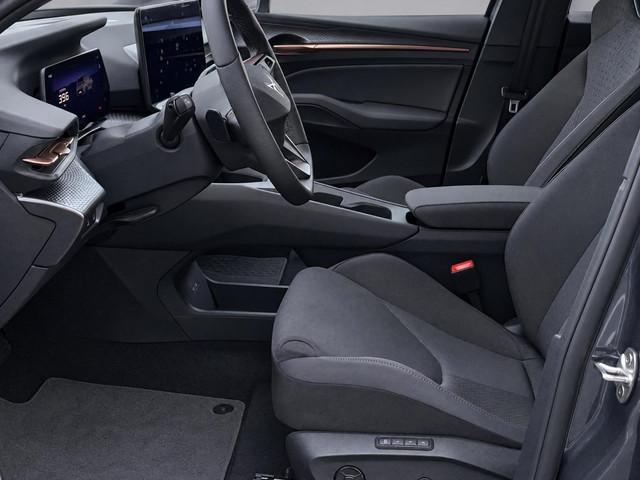 Cupra Raval