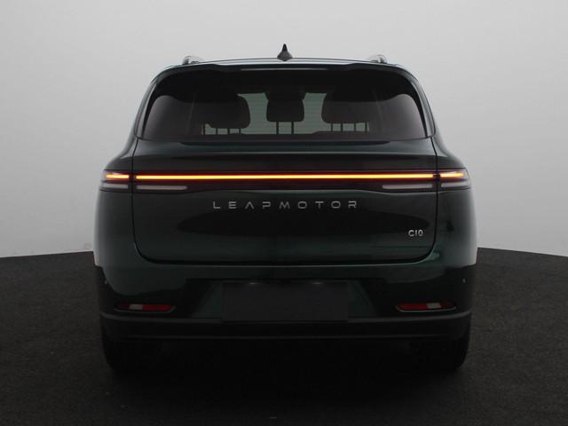Leapmotor C10