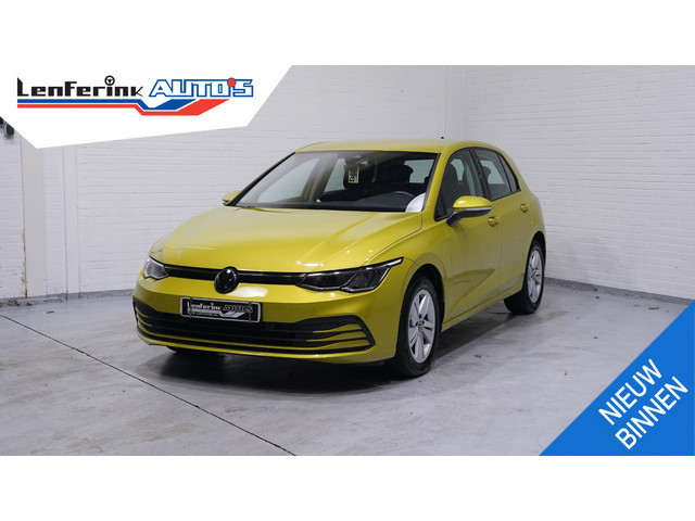 Volkswagen Golf 2023 Benzine