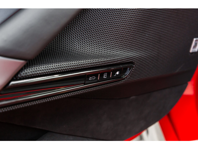 Ferrari SF90 Stradale