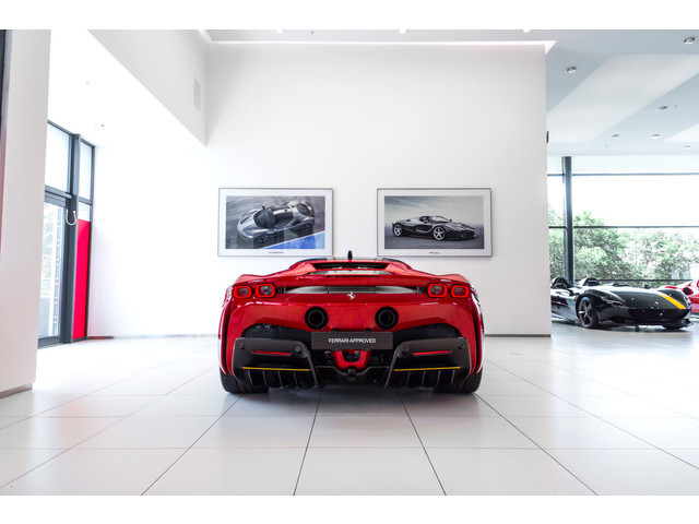 Ferrari SF90 Stradale