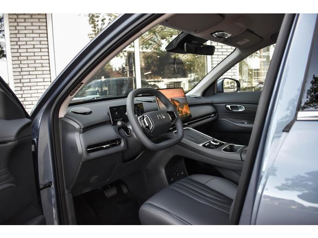 Geely Starray EM-i