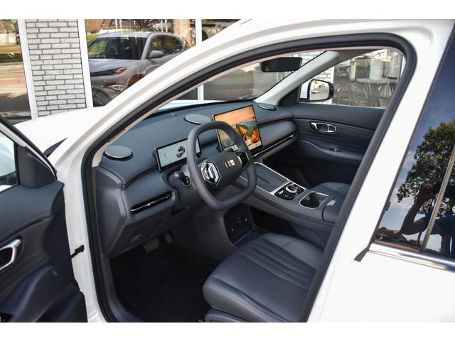 Geely Starray EM-i