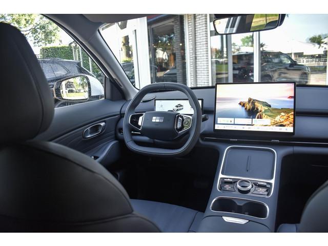 Geely Starray EM-i