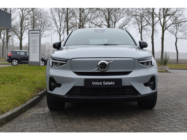 Volvo EX40