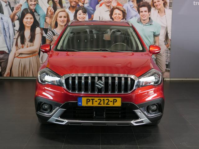 Suzuki S-Cross