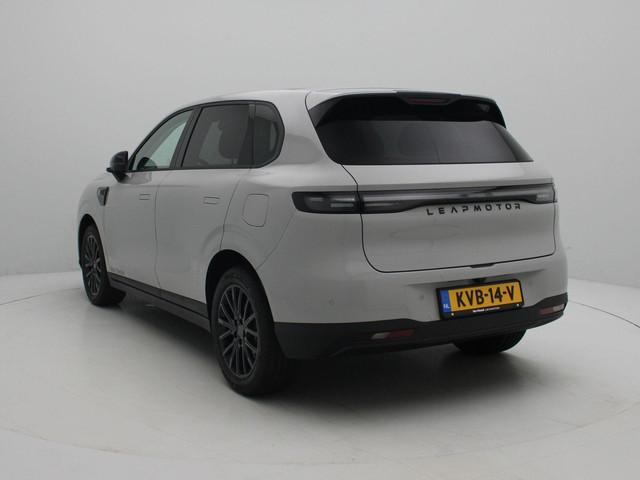 Leapmotor B10