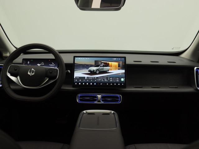 Leapmotor B10