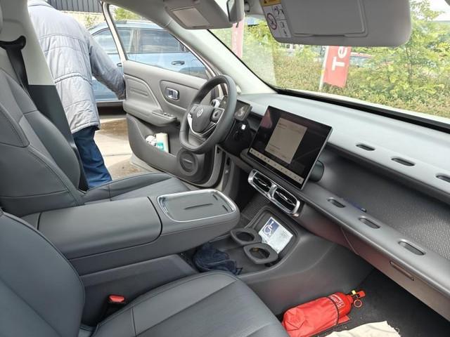 Leapmotor B10