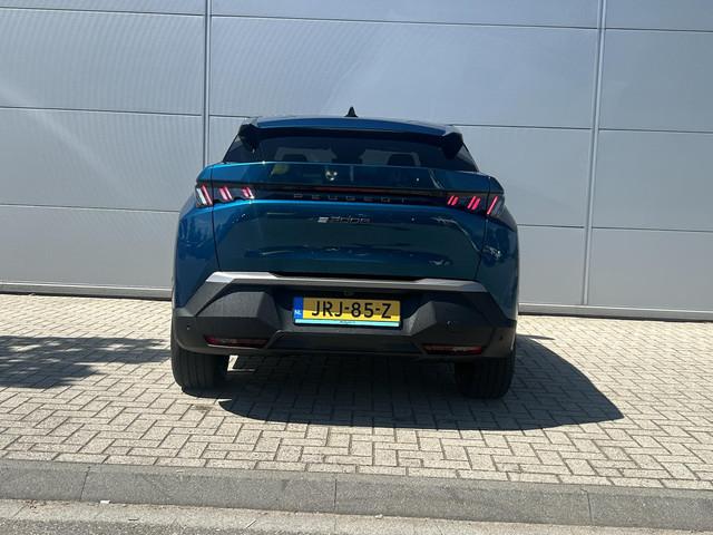 Peugeot E-3008