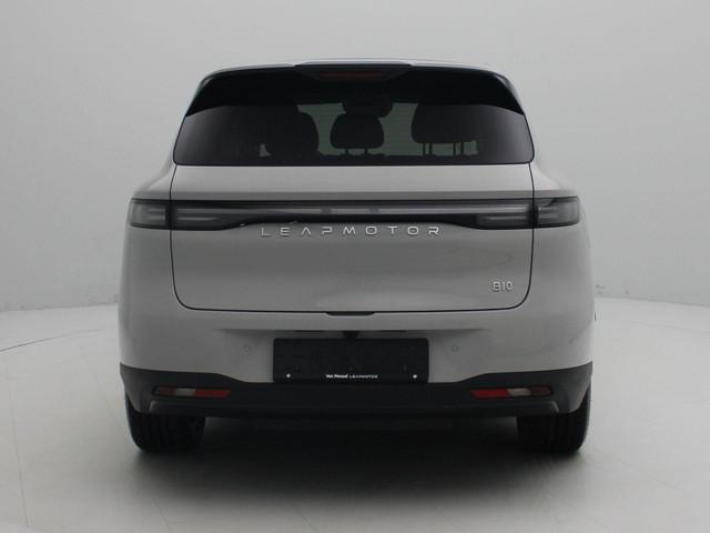 Leapmotor B10