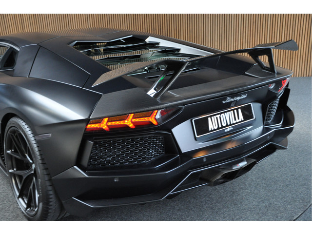 Lamborghini Aventador