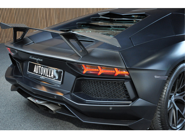 Lamborghini Aventador