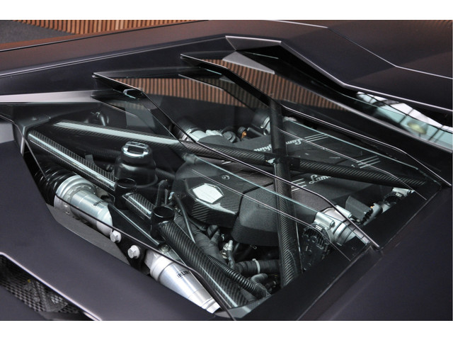 Lamborghini Aventador