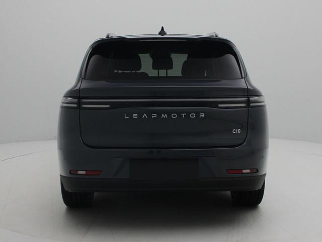Leapmotor C10