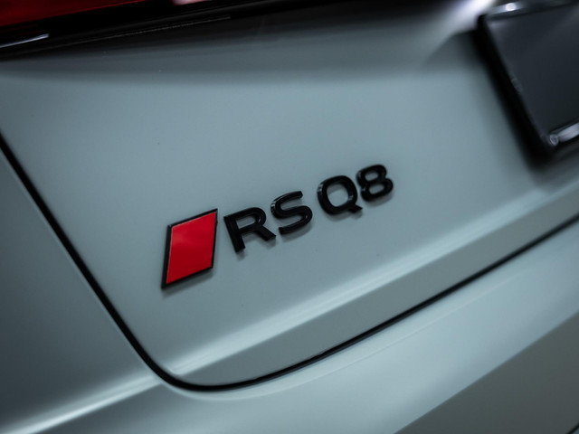 Audi RSQ8