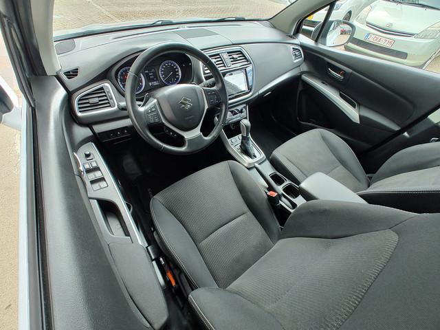 Suzuki S-Cross