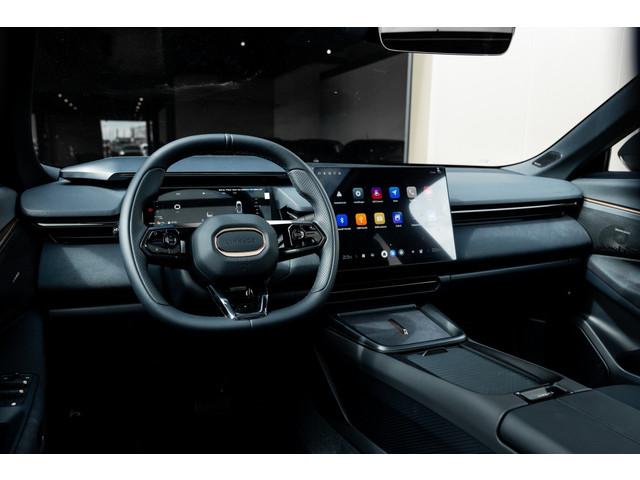 Lynk & Co 08