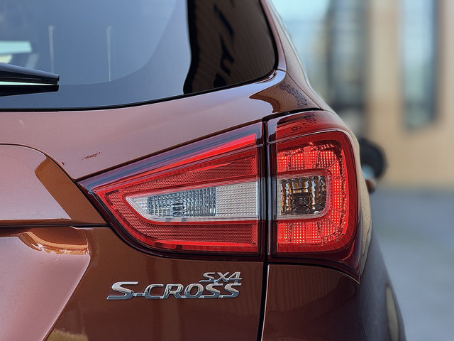 Suzuki S-Cross