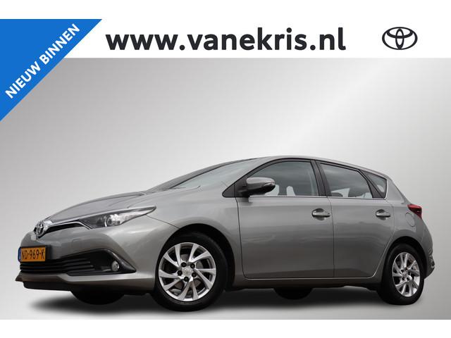 Toyota Auris 2017 Benzine