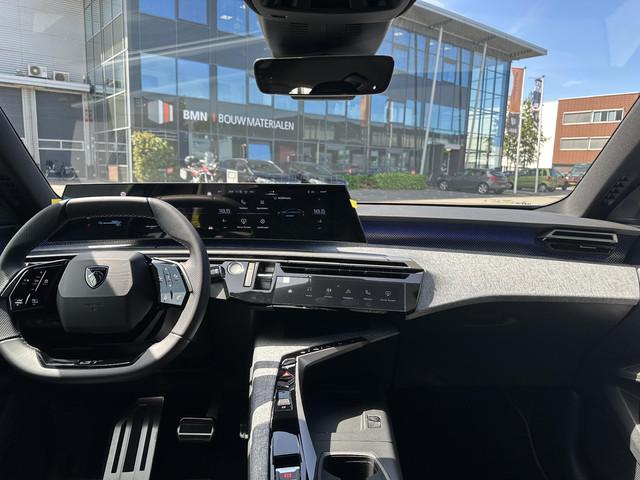 Peugeot E-3008