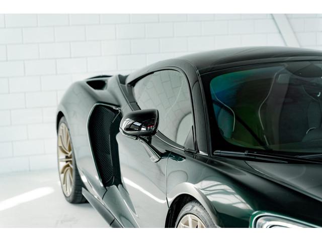 McLaren GT