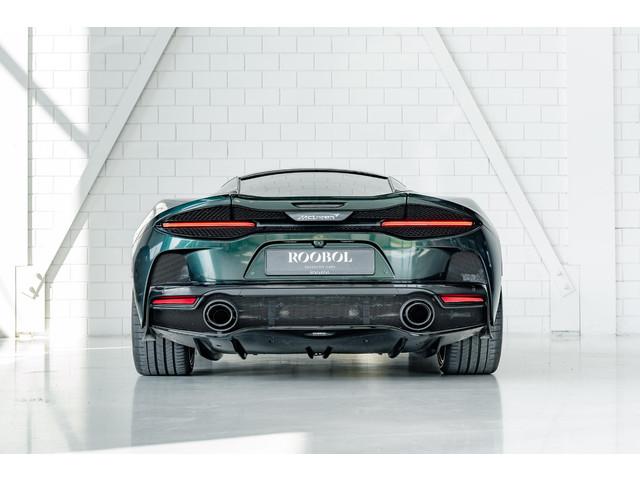 McLaren GT