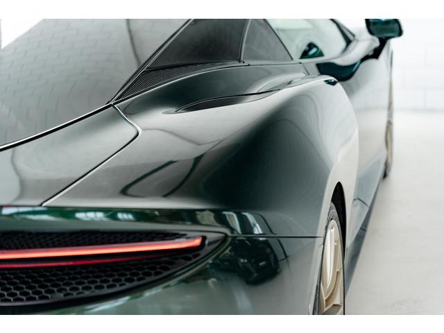 McLaren GT