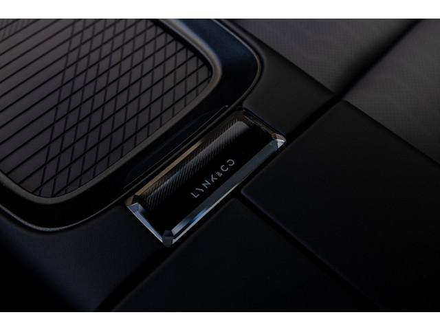Lynk & Co 08