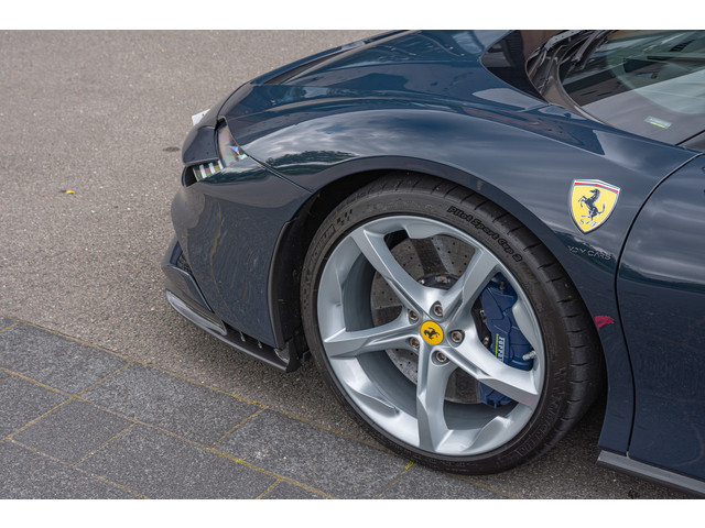 Ferrari SF90 Spider