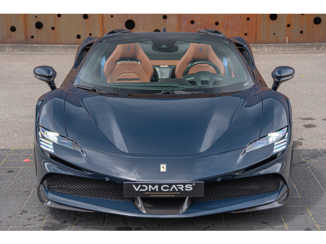 Ferrari SF90 Spider