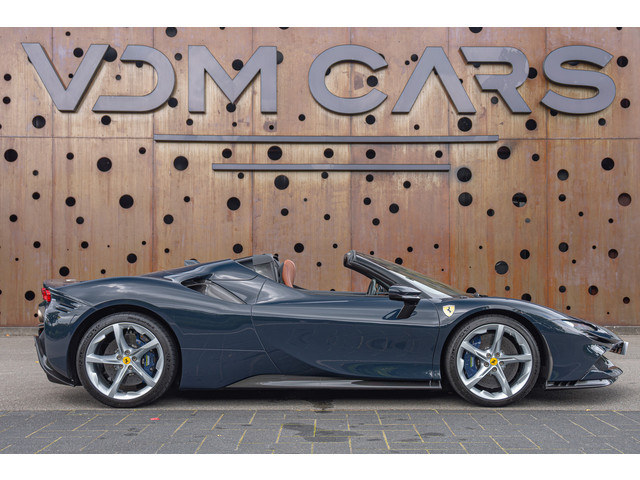 Ferrari SF90 Spider