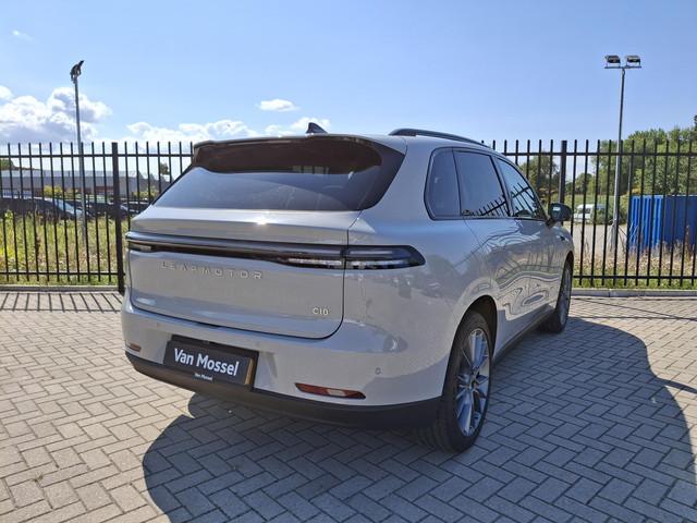 Leapmotor C10