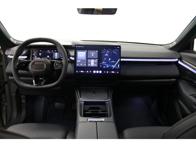 Lynk & Co 08
