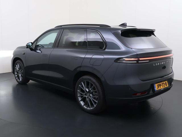 Leapmotor C10