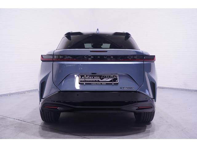 Lexus RZ