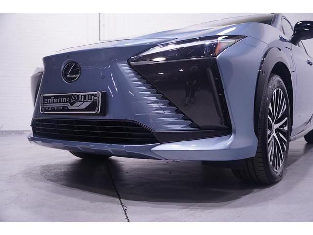 Lexus RZ