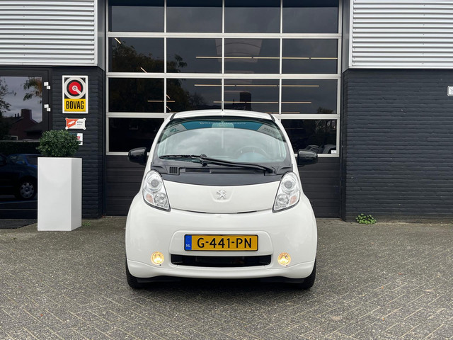 Peugeot iOn