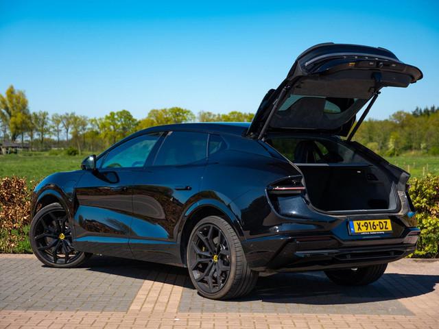 Lotus Eletre