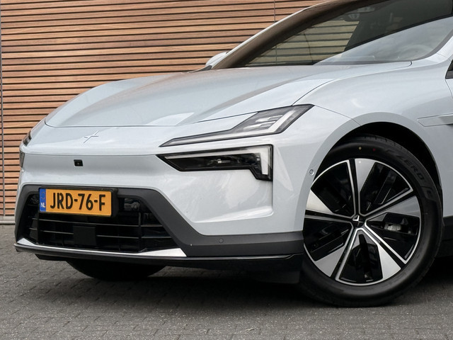 Polestar 4