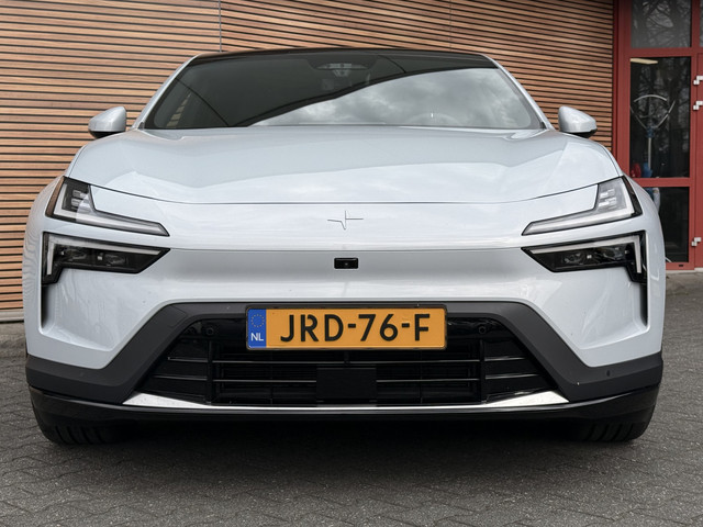 Polestar 4