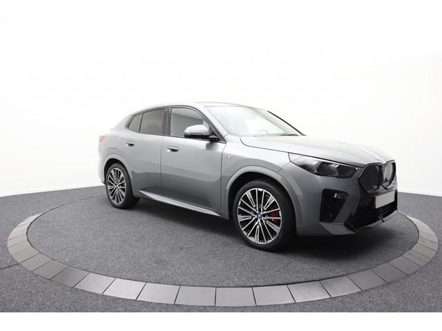 BMW iX2