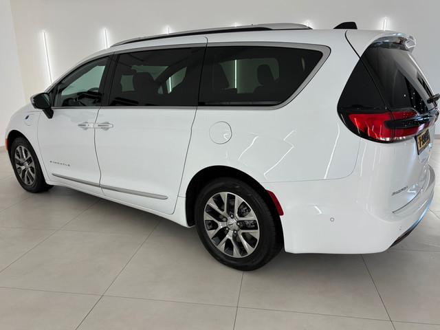 Lancia Voyager