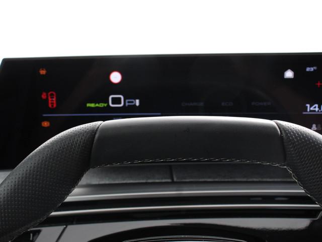 Peugeot E-3008
