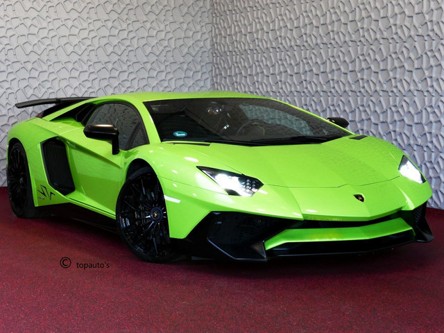 Lamborghini Aventador 2016 Benzine