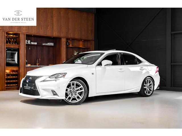 Lexus IS 2016 Hybride