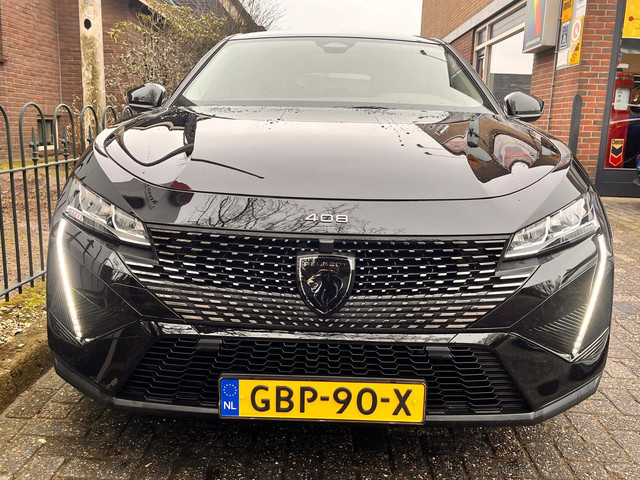 Peugeot 408